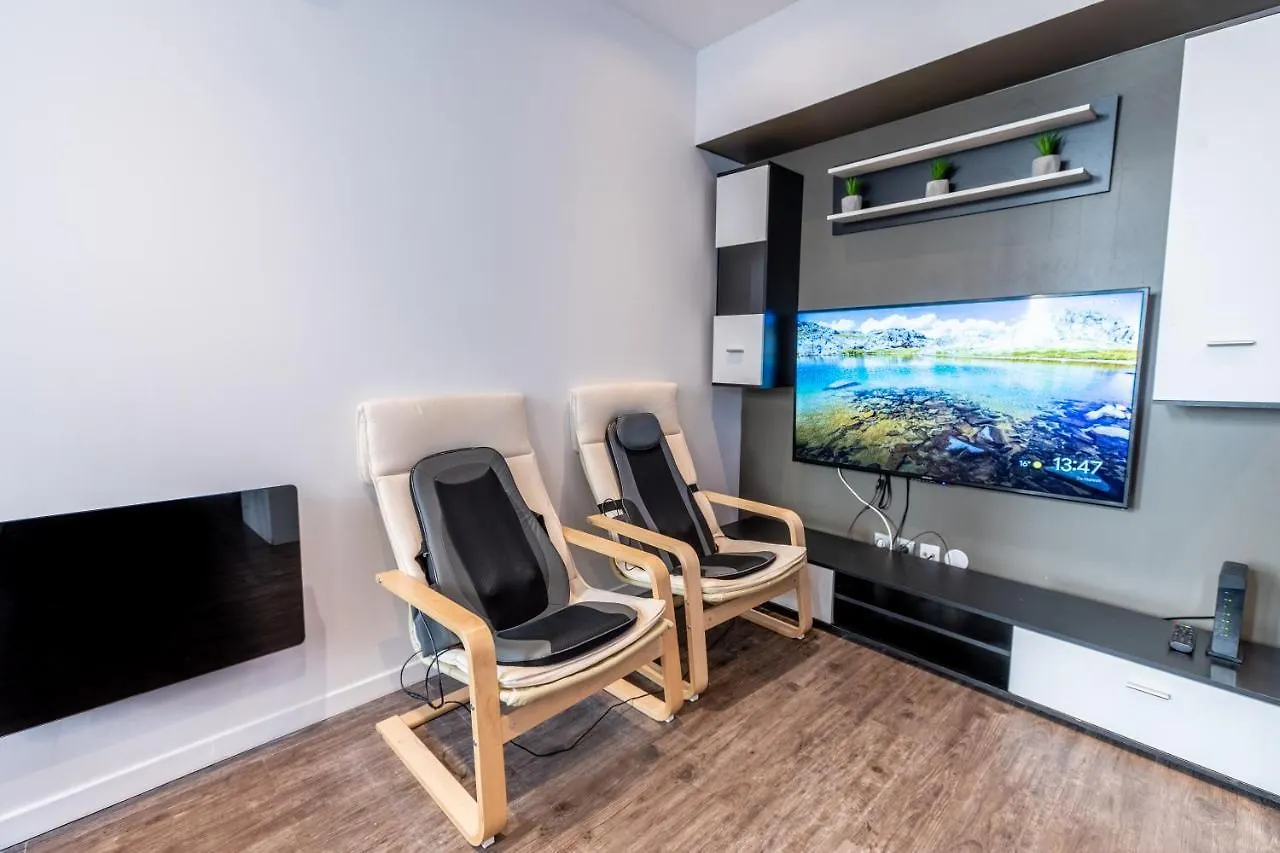 Apartment Jacuzzi, Appart Moderne, 30 Metres De La Mer Nice